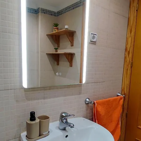 Mariona Apartament *